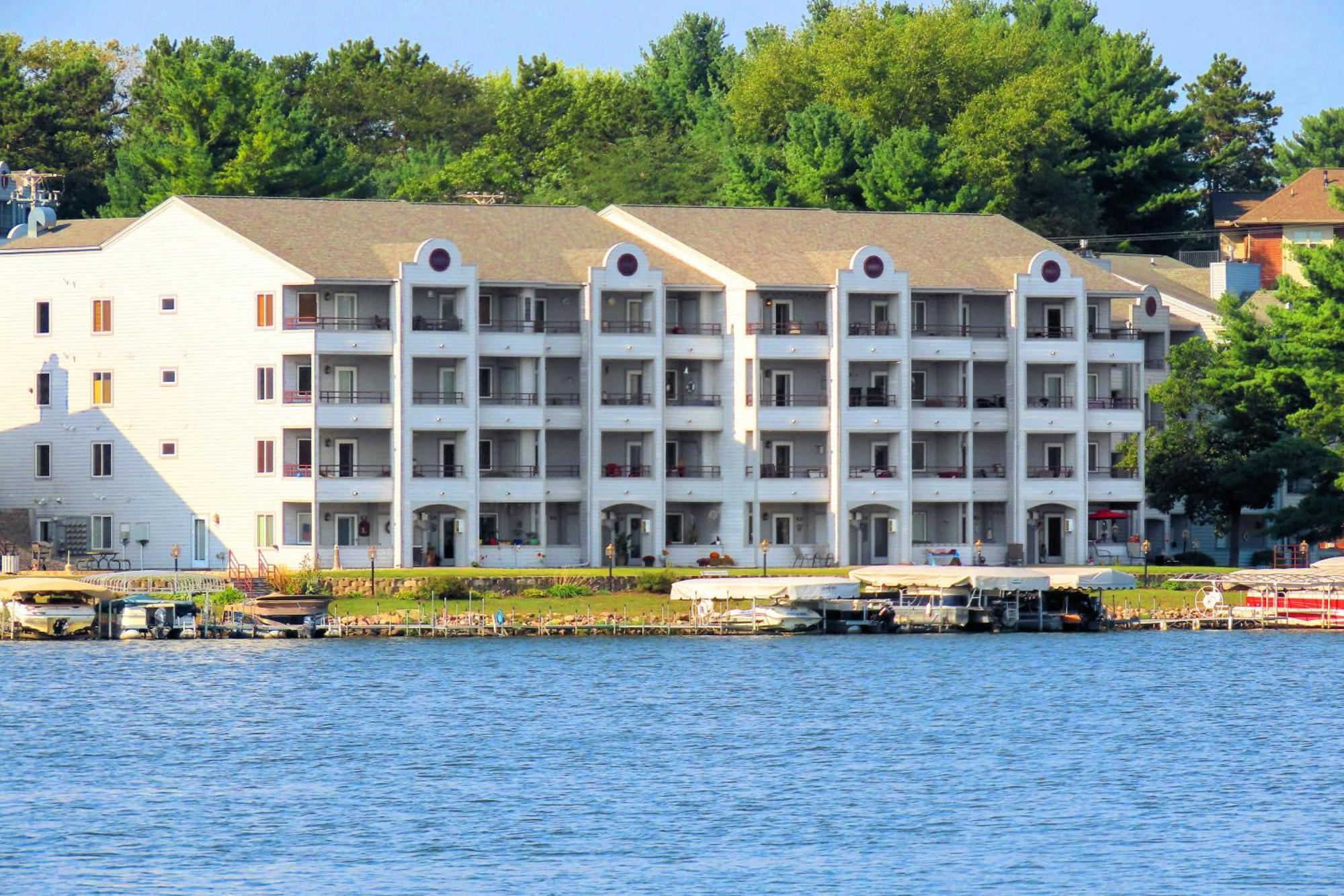Lighthouse Cove Condo Resort Уисконсин Делс Стая снимка